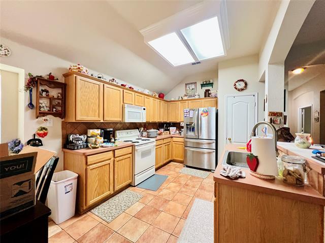 Photo - 2804 Hereford Rd