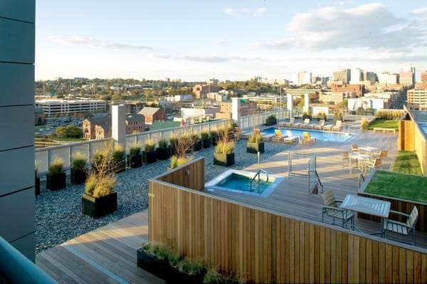 hot tub jacuzzi