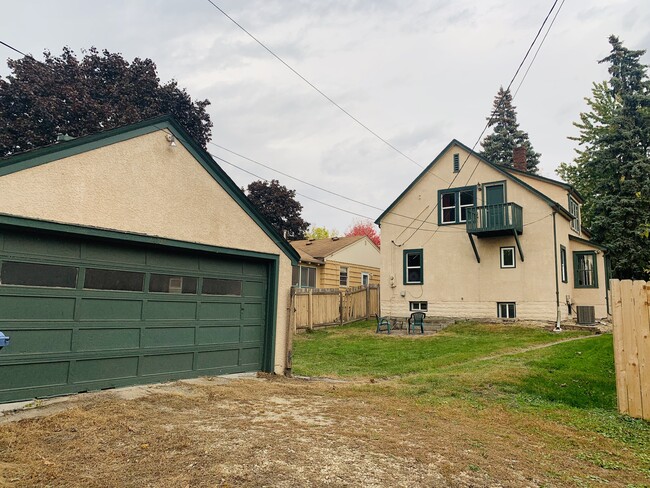 Photo - 1031 27th Ave SE