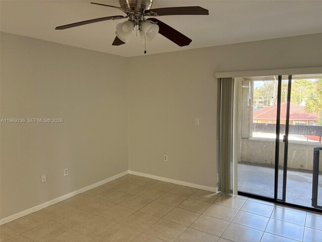 Photo - 9010 SW 125th Ave Unidad G305