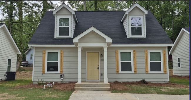 Photo - 362 Washington Dr