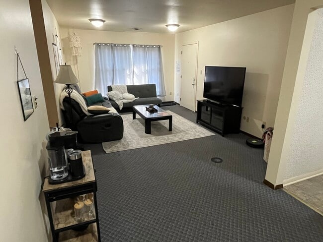 Building Photo - 525 Richland Ave Unit C