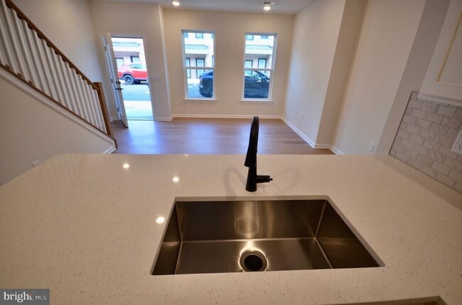 Photo - 1305 Parker Blvd