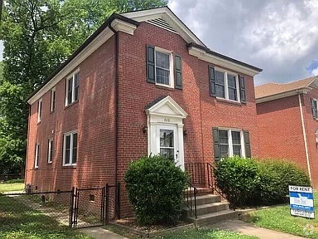 Building Photo - 420 Roseneath Rd Unit 420 Roseneath Road #2 Rental