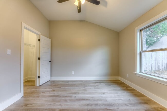 Photo - 1807 Jackson Ave