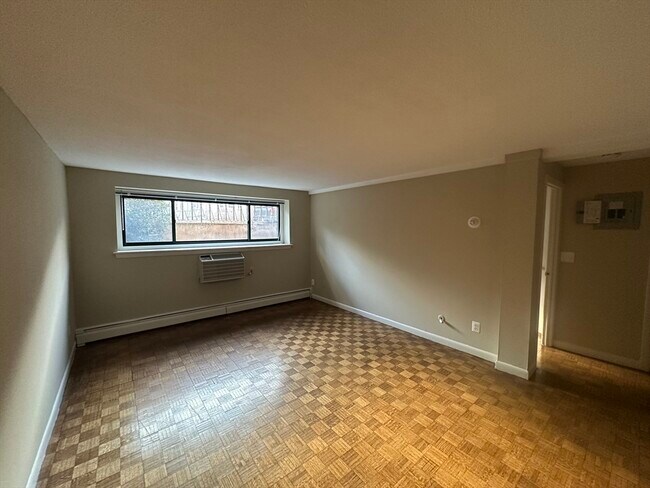 Photo - 375 Harvard St Unidad 2