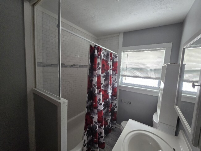 Photo - 327 Rustic Ave Unit 2