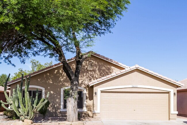 Building Photo - 2832 N 90th Ave