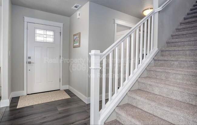 Photo - 4646 Corvina St