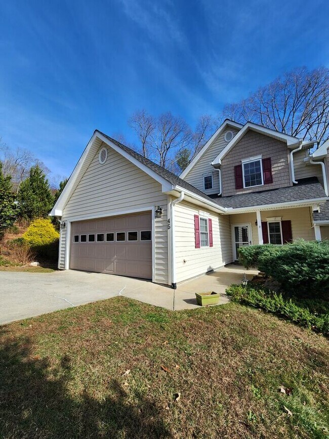 Spacious Townhouse Rental-Swannanoa - Spacious Townhouse Rental-Swannanoa