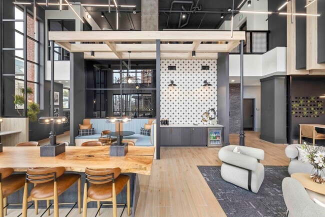 MAA Plaza Midwood