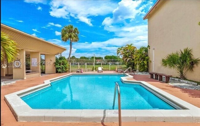 Photo - 341 W Park Dr Unit 103-15
