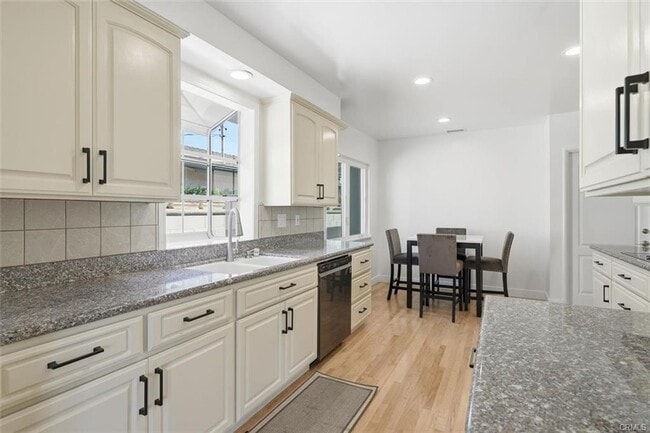 Photo - 5613 Pso De Pablo