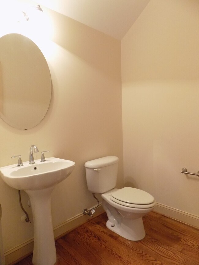 Photo - Located in Olympia