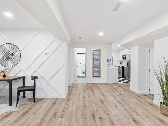 Photo - 2400 E 13th Ave