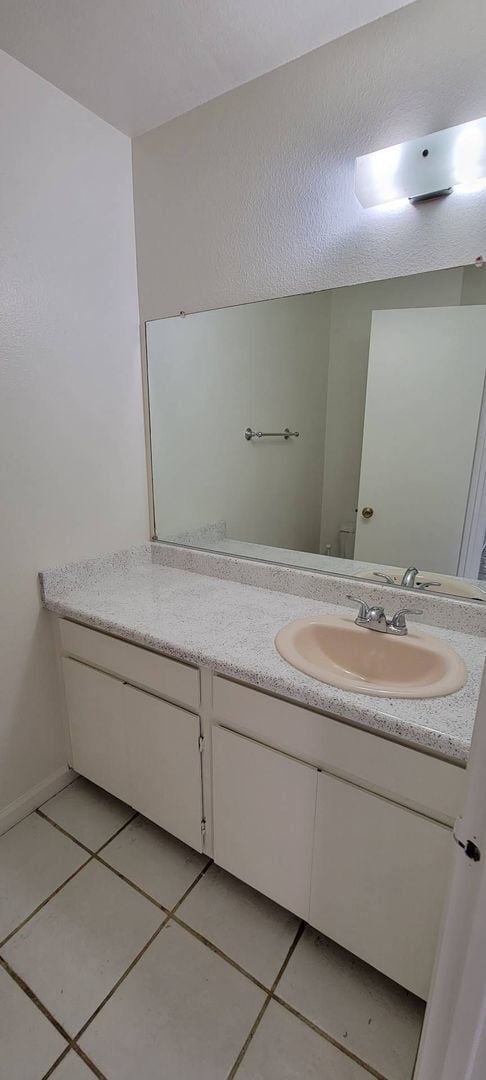 Photo - 2 Bedroom Townhouse with Canyon views from two levels