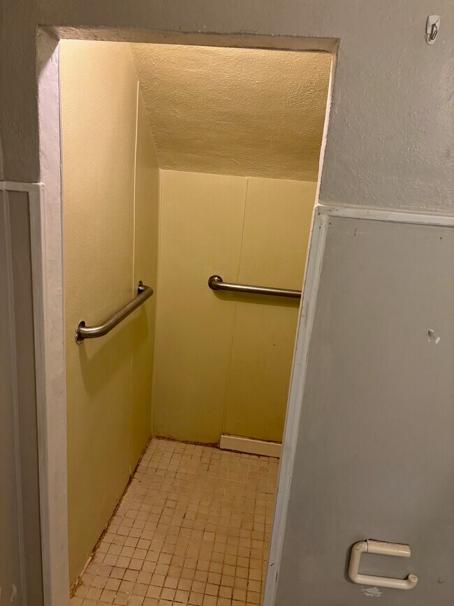 Photo - 22 Walnut Ct Unit 22