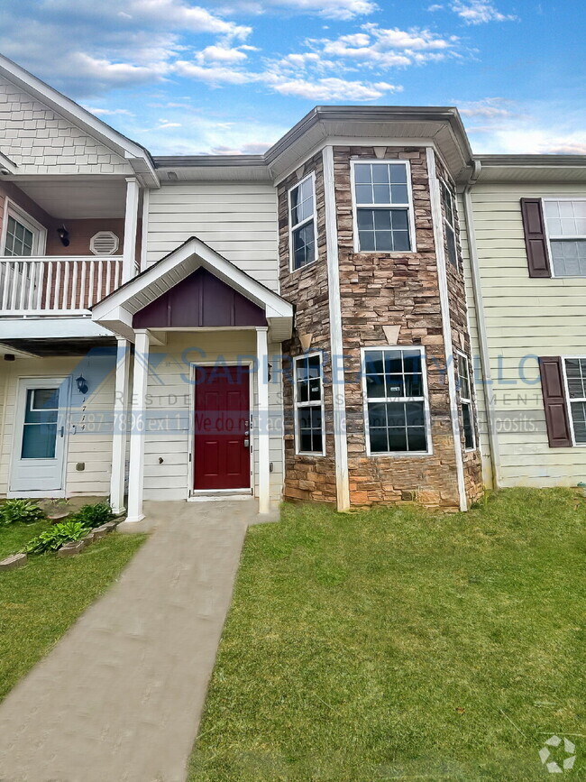 Building Photo - 1716 Old Dogwood Rental