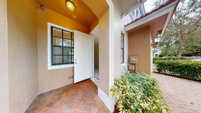 Photo - 235 W Chrystie Cir