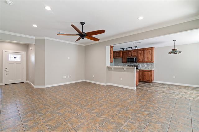 Photo - 757 Tanglewood Dr