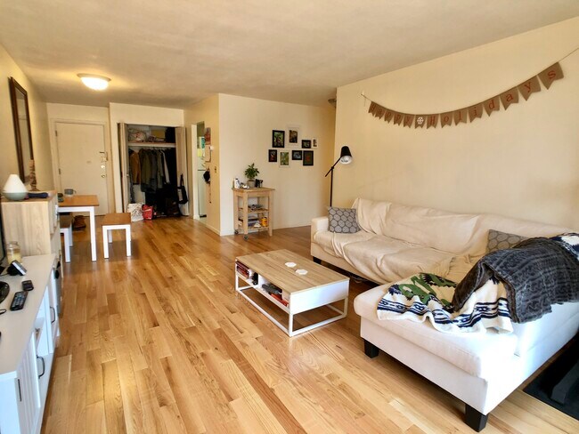 Photo - 804 Centre St Unit 306