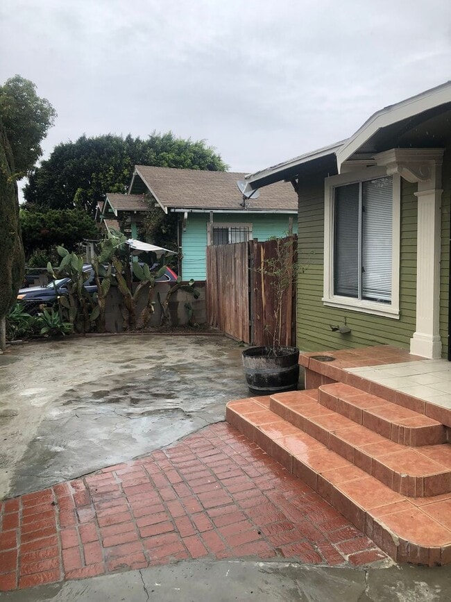 Photo - 1382-1382 Gaviota Ave Unit 1382