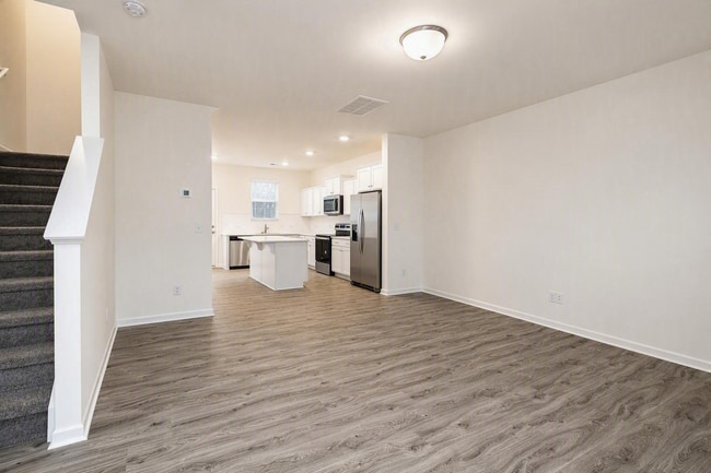 Photo - 463 Kincaid Rd