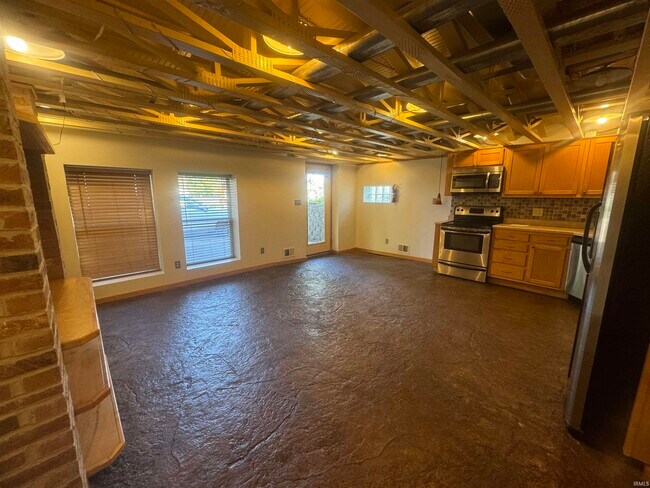 Photo - 1200 N Washington St