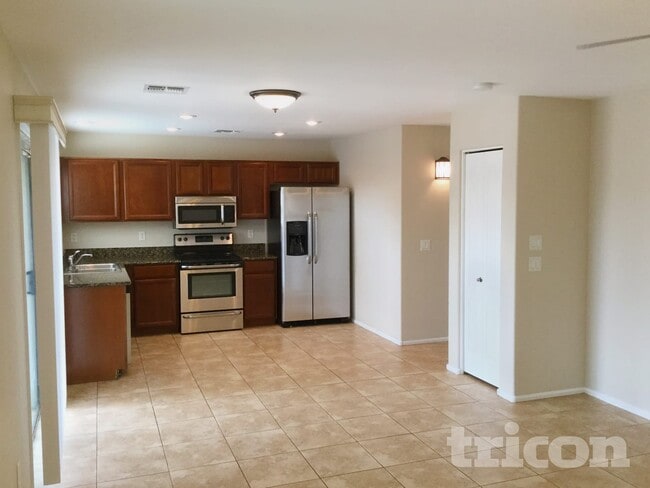 Photo - 42065 W Sunland Dr
