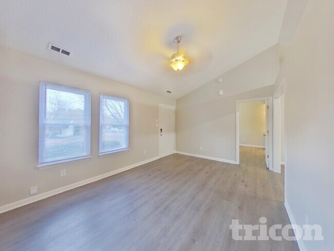 Photo - 1224 Settles Bridge Ct
