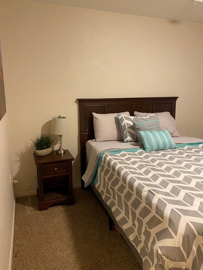 Photo - 1427 Atchison Ave