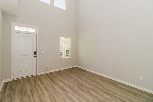 Photo - 1805 Commerce Dr