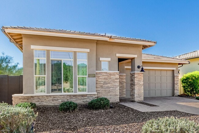 Photo - STUNNING HOME IN PEORIA