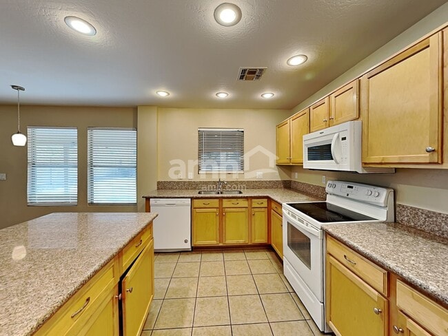 Photo - 3131 W Alta Vista Rd