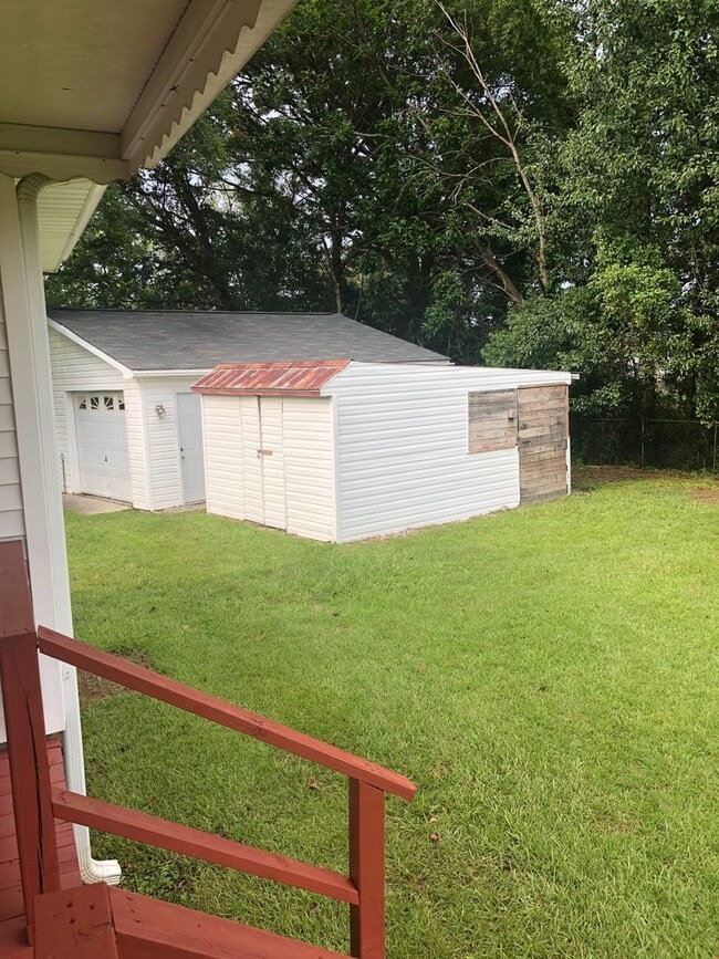 Photo - 3 Bedroom, 1.5 Bath Home near Furman Unive...