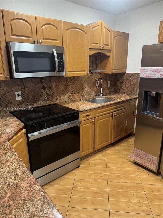 Photo - 1120 SW 73rd Ave