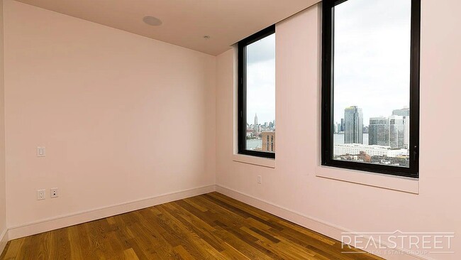 Photo - Wythe Avenue Unit 1701
