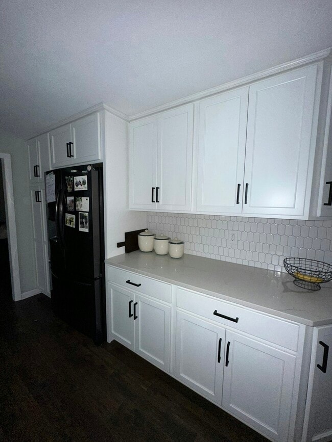 Photo - 65 Lynnwood Ln