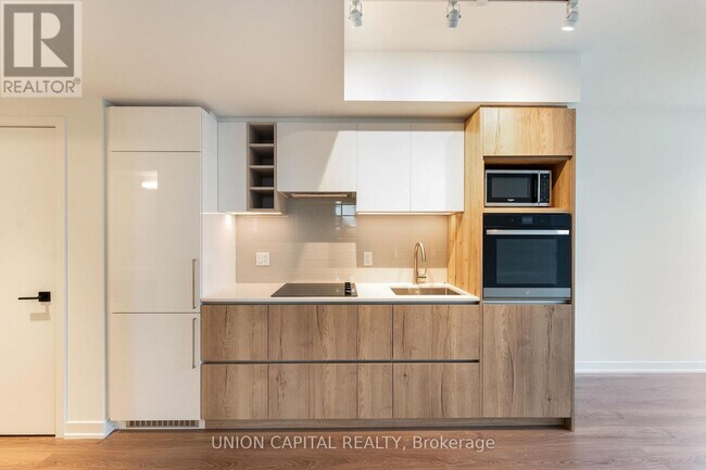 Photo - 319 Jarvis St Unit 3702