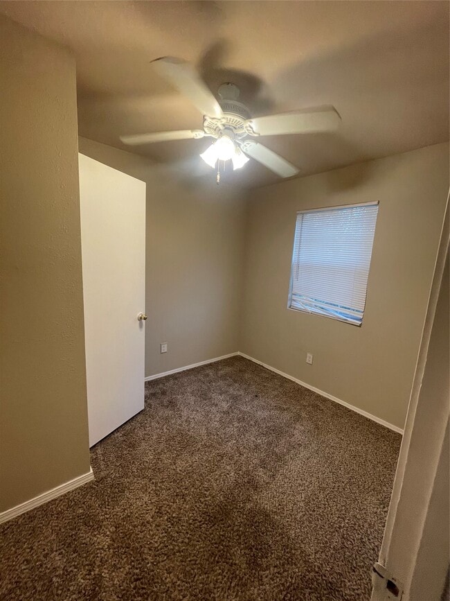 Photo - 5313 Carmen St