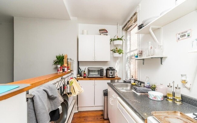 Photo - 2841 n Calvert Street Unit 2R