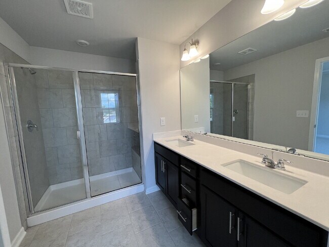 Photo - Lennar 3 bedroom townhouse with luxury vinyl plank floor in Ellis walk community