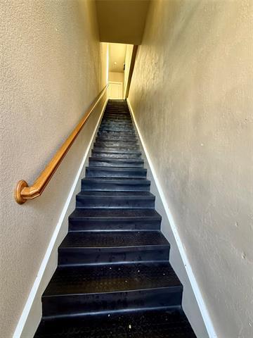 Photo - 1008 Halsell St Unit 300