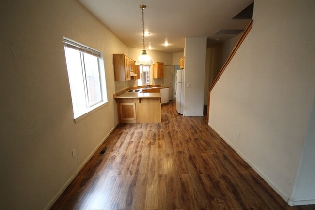 1230-1232 NW Ogden Ave Unit Ogd1232