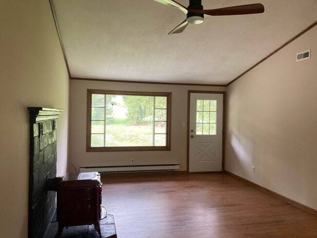 Building Photo - 8525 S Spring Valley Park Dr