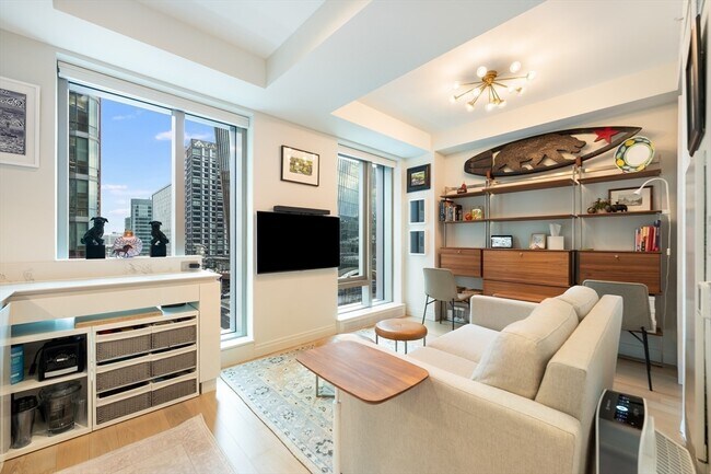 Photo - 135 Seaport Blvd Unit 818