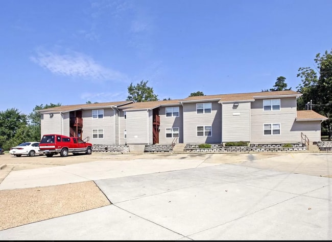 Building Photo - 1050 Plaza Ct N Unit 15