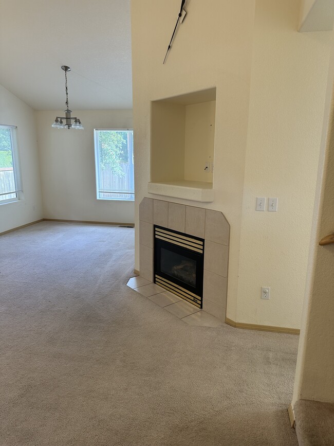 Photo - 4510 Carver St SE