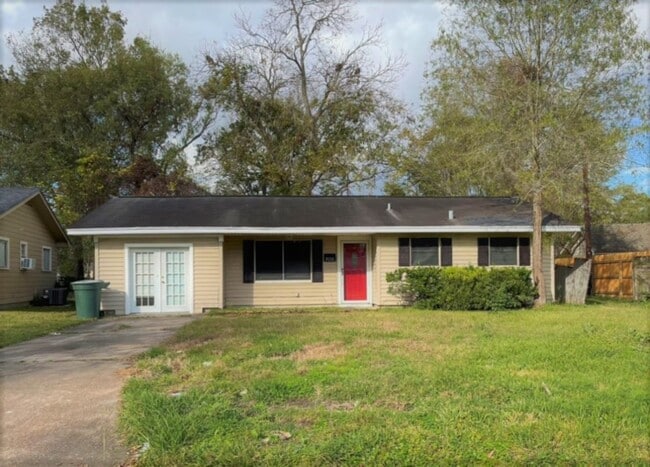 Photo - 5030 Stardust Dr House