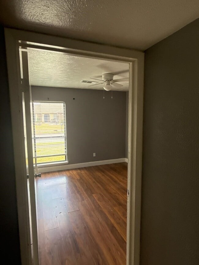 Photo - 22726 Melham Ln